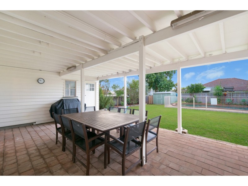 26 Eleventh Avenue, Kedron QLD 4031