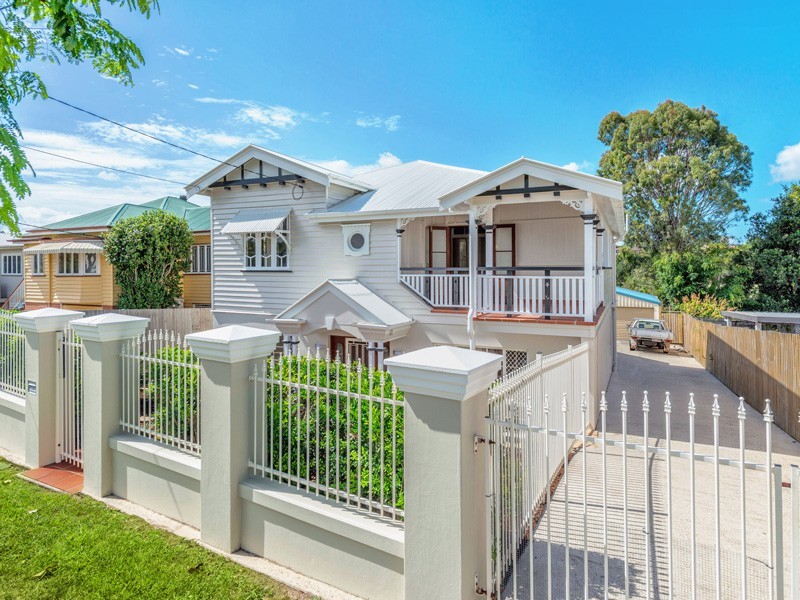 14 Fourteenth Avenue, Kedron QLD 4031