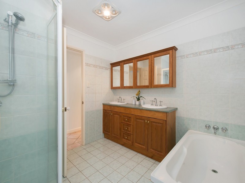 14 Fourteenth Avenue, Kedron QLD 4031