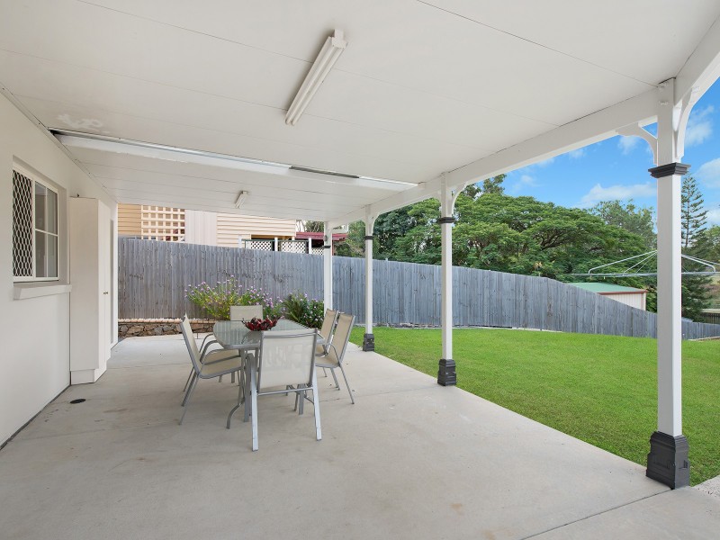 14 Fourteenth Avenue, Kedron QLD 4031