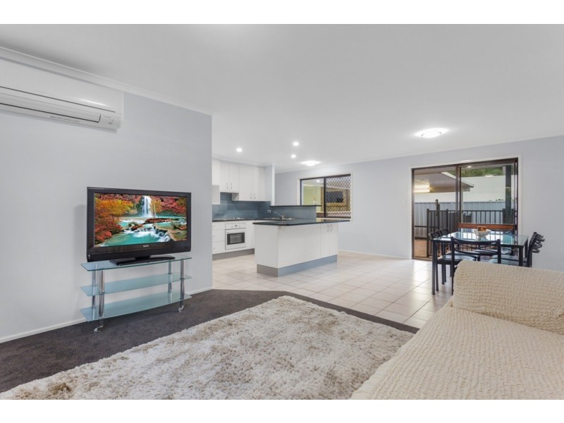 16 Sussex Drive, Albany Creek QLD 4035