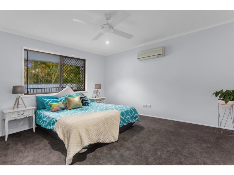 16 Sussex Drive, Albany Creek QLD 4035