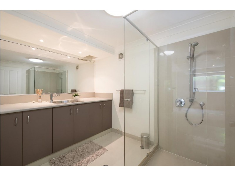 6 Lovedale Street, Wilston QLD 4051