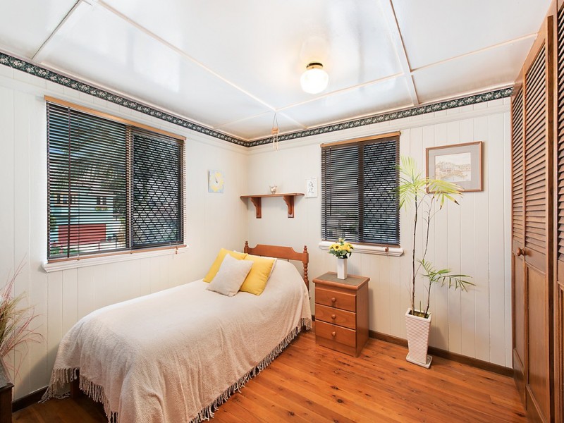 49 Eleventh Avenue, Kedron QLD 4031