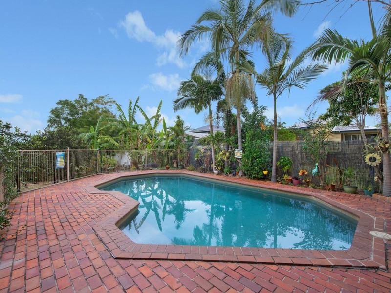 49 Eleventh Avenue, Kedron QLD 4031