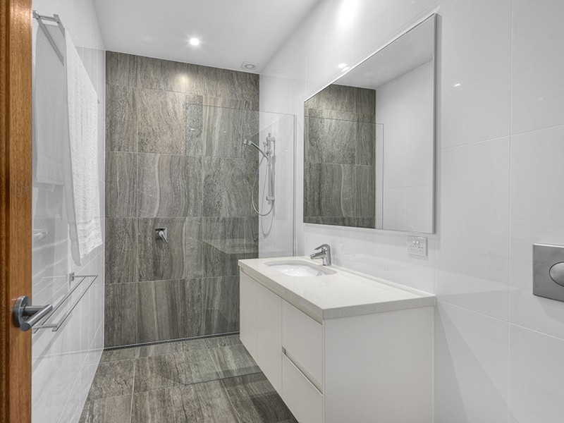 2/27 Hunter Street, Wooloowin QLD 4030