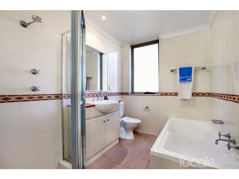 25/10 Kings Park Circuit, Five Dock NSW 2046