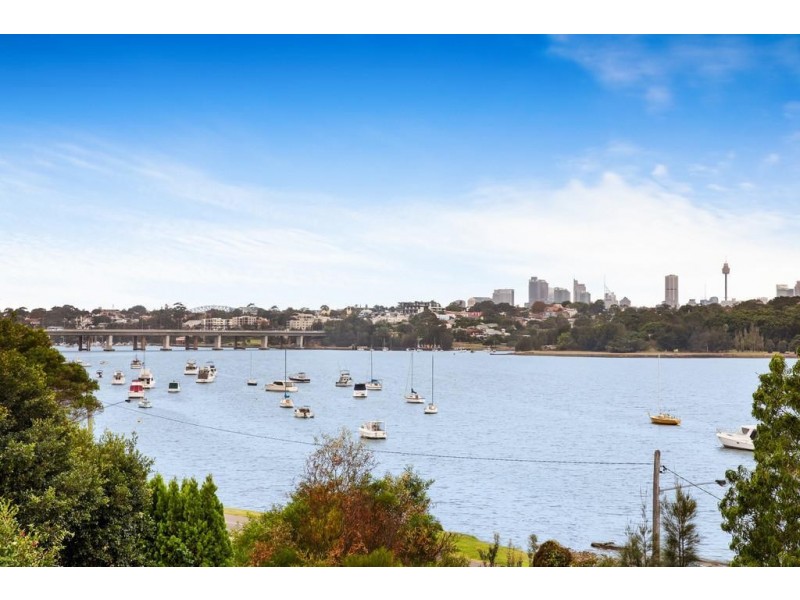 33 Burnell Street, Russell Lea NSW 2046