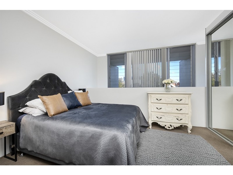 25/3-7 Cowell Street, Gladesville NSW 2111