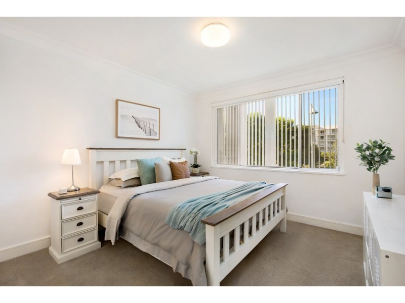 212/3 Palm Avenue, Breakfast Point NSW 2137