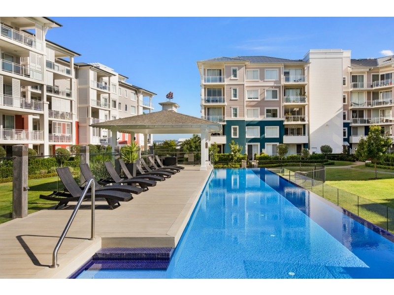 212/3 Palm Avenue, Breakfast Point NSW 2137