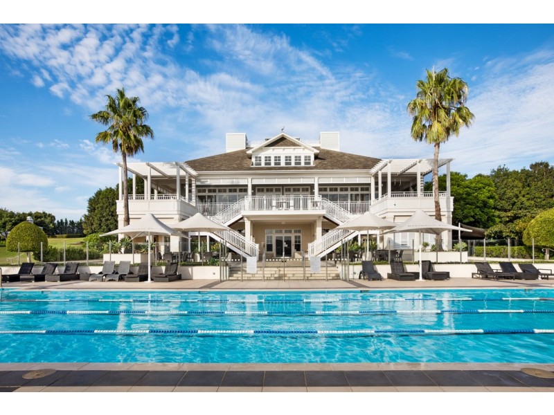 212/3 Palm Avenue, Breakfast Point NSW 2137