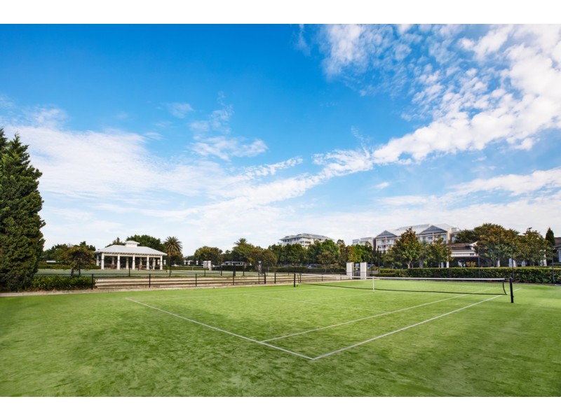 212/3 Palm Avenue, Breakfast Point NSW 2137