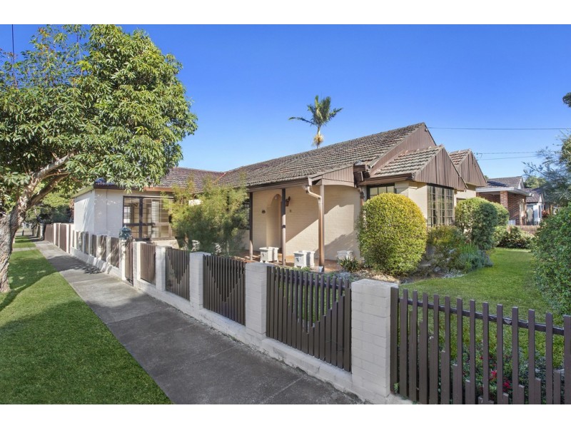 18 Roslyn Street, Ashbury NSW 2193