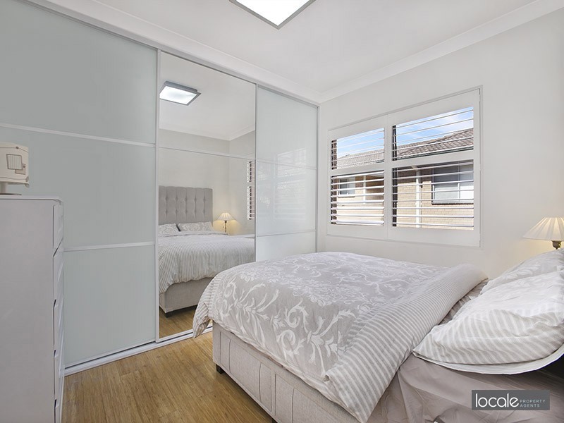 8/27 Walton Crescent, Abbotsford NSW 2046