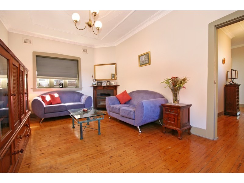 7 Watts Street, Canada Bay NSW 2046