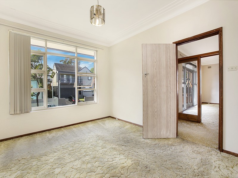 5 Atkins Avenue, Russell Lea NSW 2046