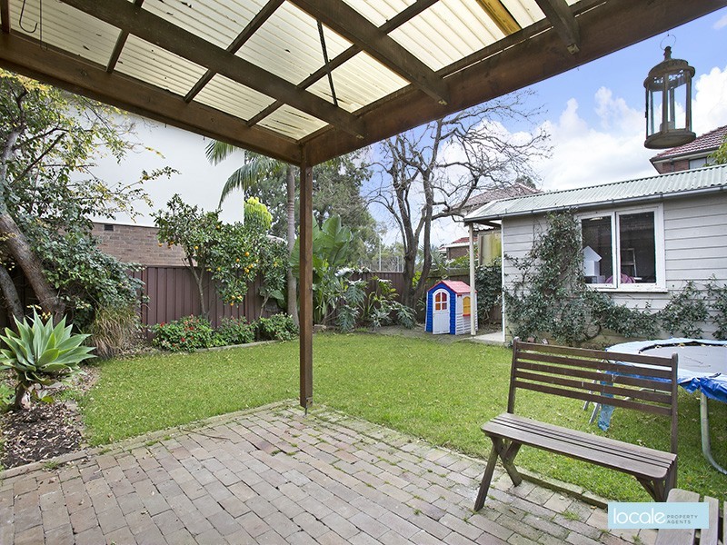 18 Louden Street, Canada Bay NSW 2046