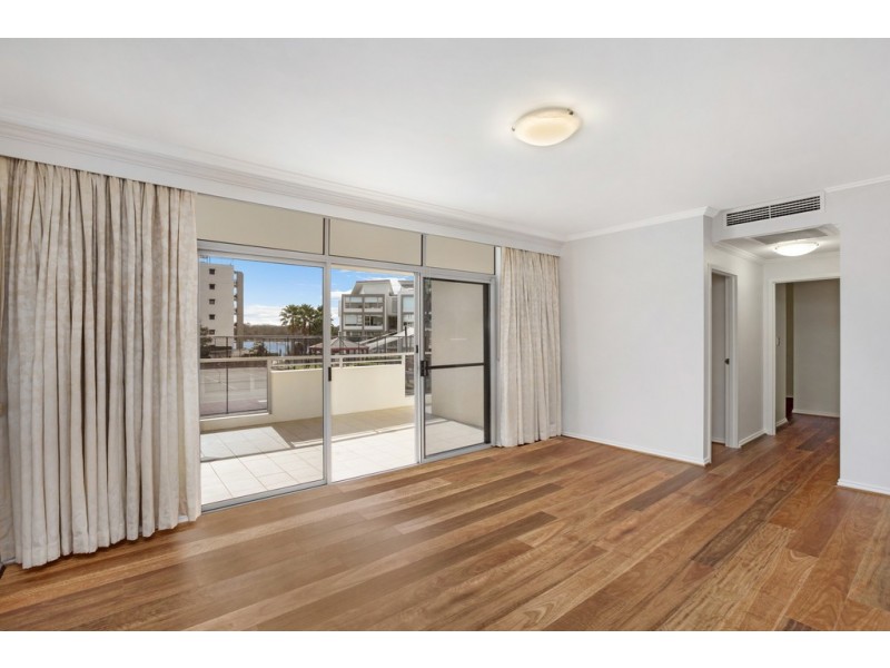 103/1 Dolphin Close, Chiswick NSW 2046