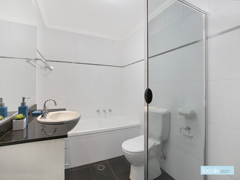 19/10 Webb Street (Enter via Boundary St), Croydon NSW 2132