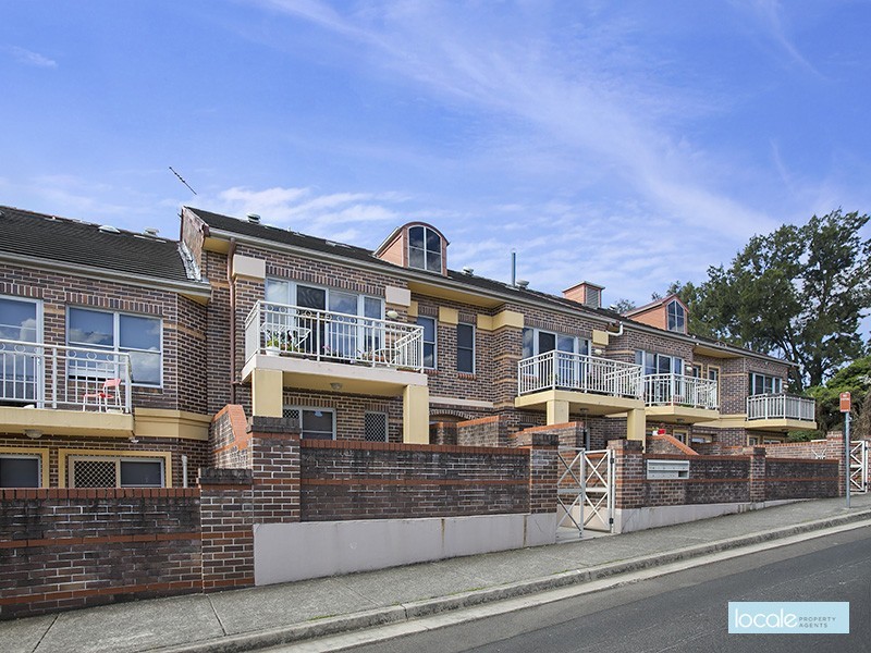 19/10 Webb Street (Enter via Boundary St), Croydon NSW 2132