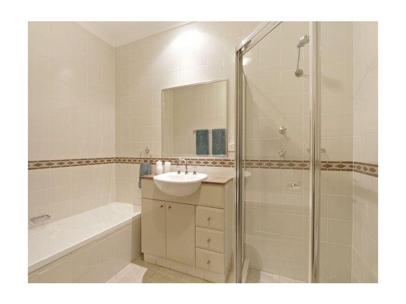 2 Kings Park Circuit, Five Dock NSW 2046