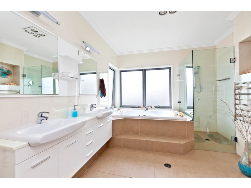 67 Llewellyn Street, Rhodes NSW 2138