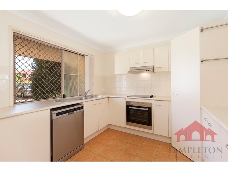8/20 Young Place, Runcorn QLD 4113