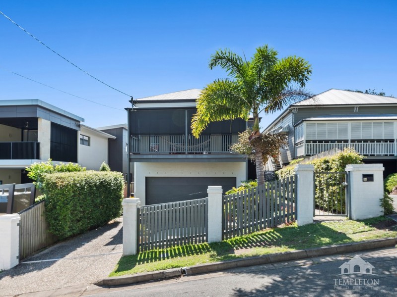 24 Queens Road, Taringa QLD 4068