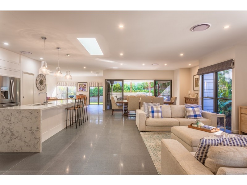 178 Trawalla Street, The Gap QLD 4061