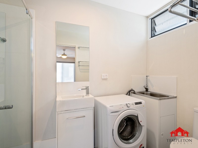 1/1 Jacaranda Lane, Red Hill QLD 4059