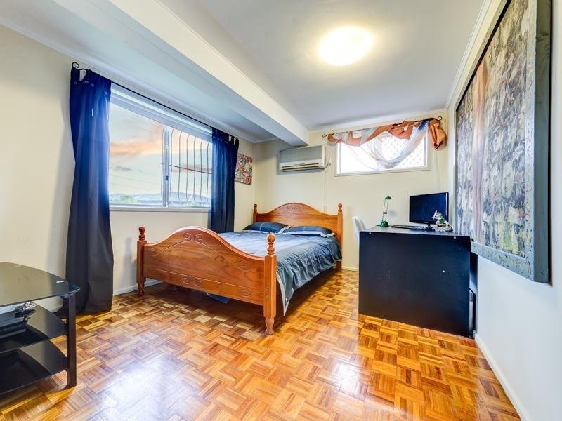 16 Trood Street, Macgregor QLD 4109