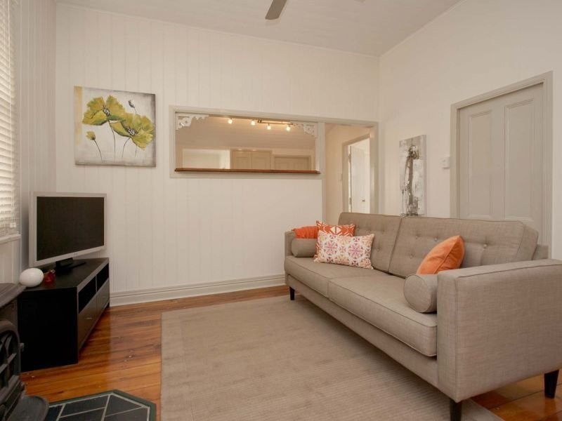 129 Molloy Road, Morningside QLD 4170