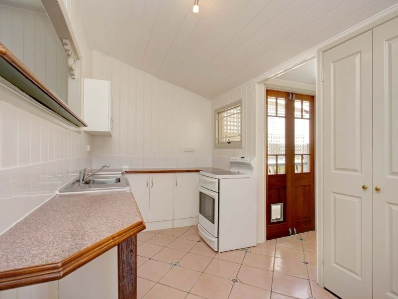 129 Molloy Road, Morningside QLD 4170