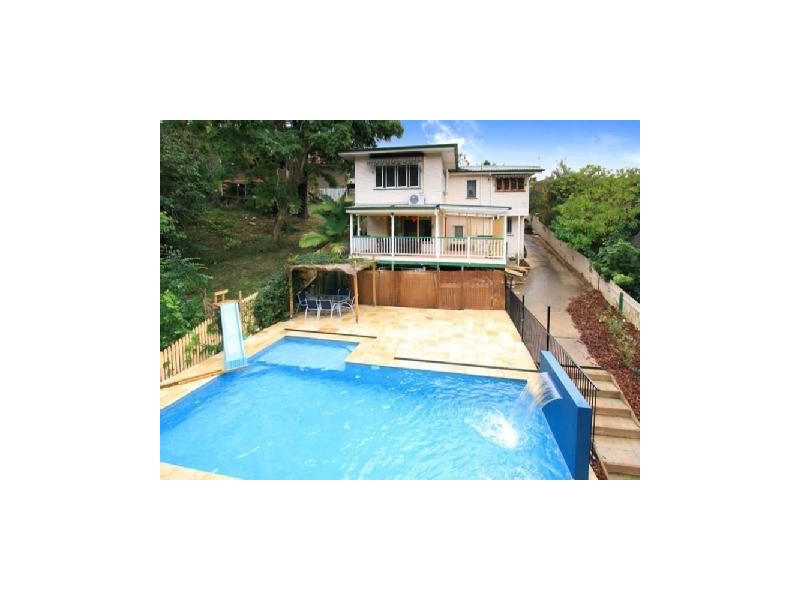 44 Burbong Street, Chapel Hill QLD 4069