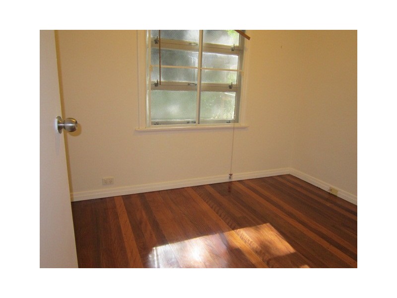 44 Burbong Street, Chapel Hill QLD 4069