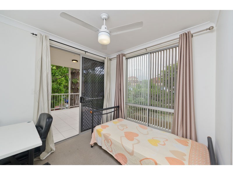 4/15 Adsett Street, Taringa QLD 4068