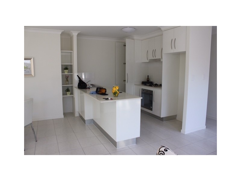 32 Sandi Street, Oxley QLD 4075