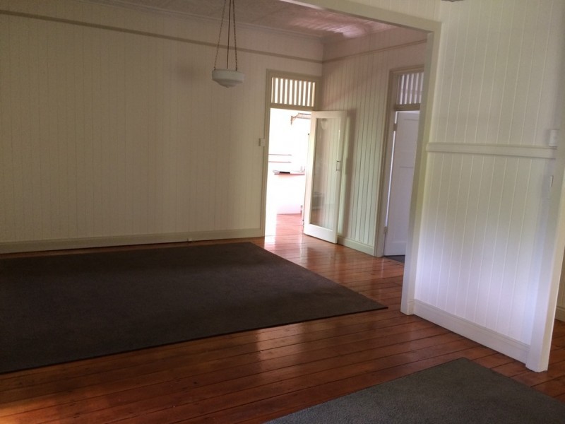 25 Nicholas Street, Windsor QLD 4030