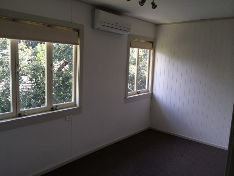 25 Nicholas Street, Windsor QLD 4030