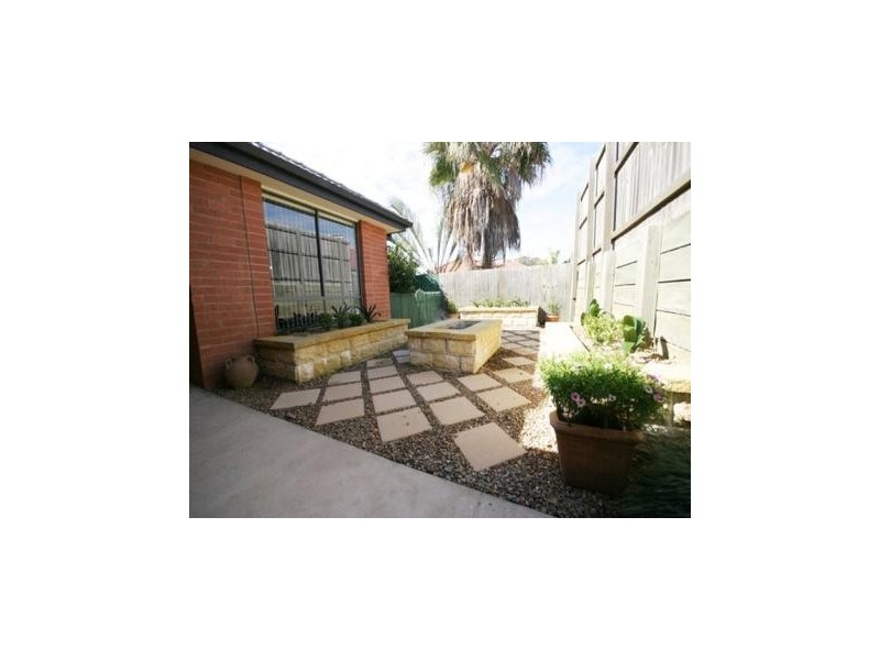 37 Robinson Crescent, Runcorn QLD 4113