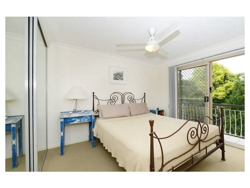 1/38 Rutland Street, Coorparoo QLD 4151