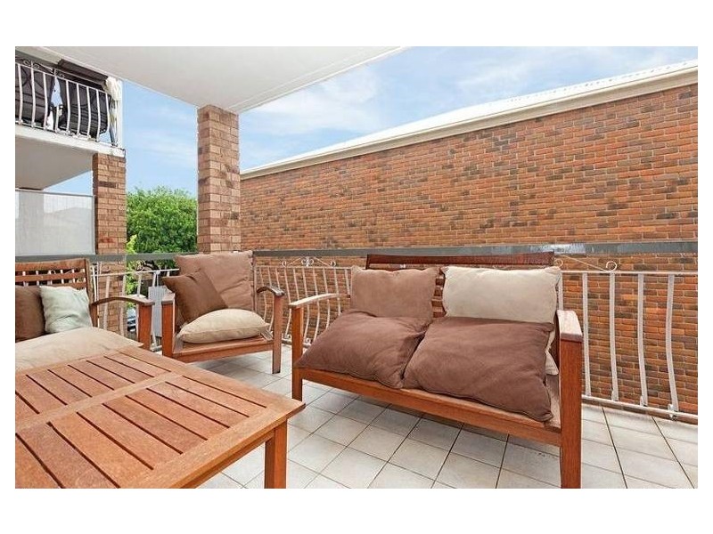 1/38 Rutland Street, Coorparoo QLD 4151