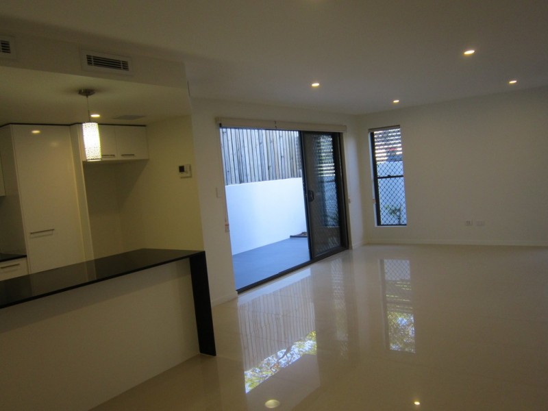 1/2 Clausen Street, Mount Gravatt East QLD 4122