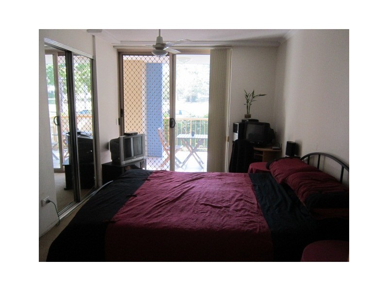 Unit 1, 81 Fairley Street, Indooroopilly QLD 4068