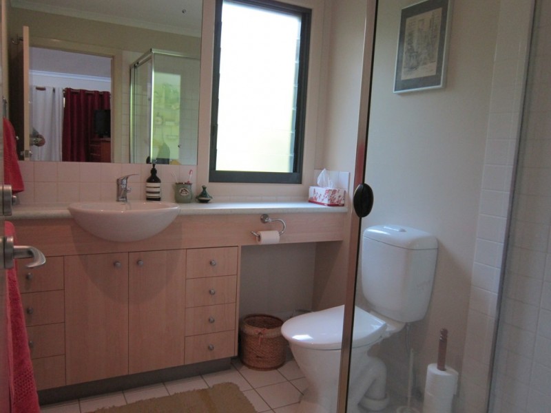 3/111-113 Leworthy Street, Bardon QLD 4065