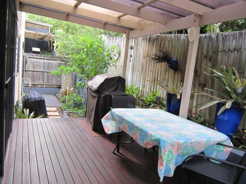 3/111-113 Leworthy Street, Bardon QLD 4065