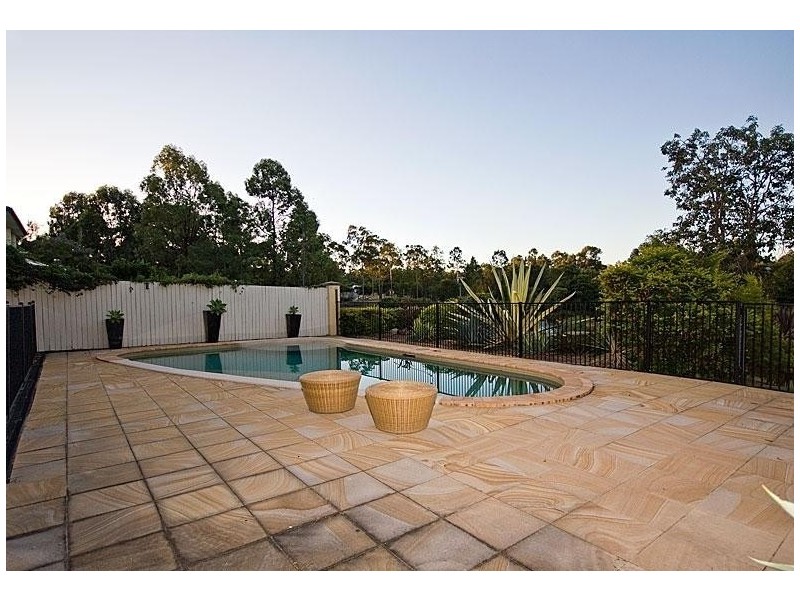 37 Alexandrina Cct, Forest Lake QLD 4078