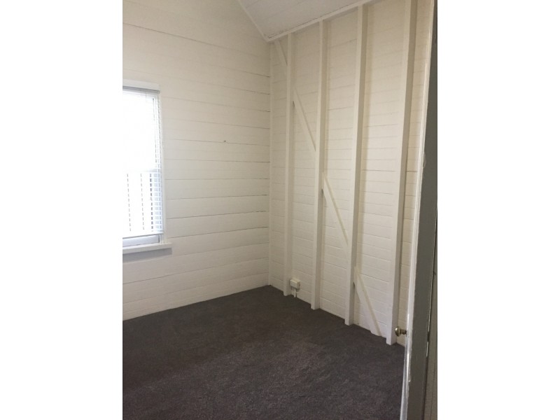 21 Stoneleigh Street, Red Hill QLD 4059