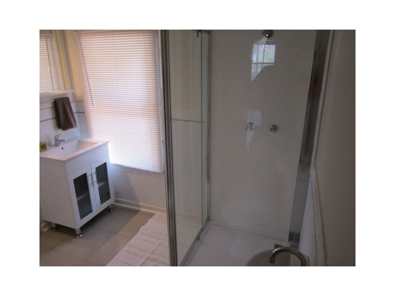 21 Stoneleigh Street, Red Hill QLD 4059